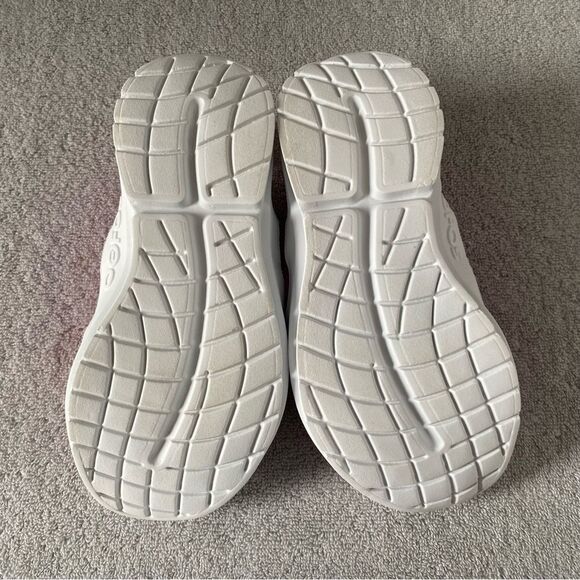 OOFOS Shoes Womens 5 Pink White Oomg Low Slip On Comfort Sneakers - Picture 6 of 8